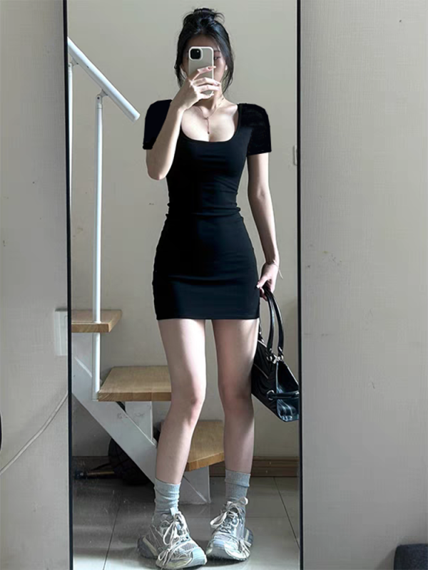 Sexy tight mini skirt - Image 3