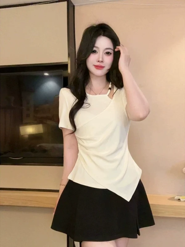 Short sleeved T-shirt for women - Image 5