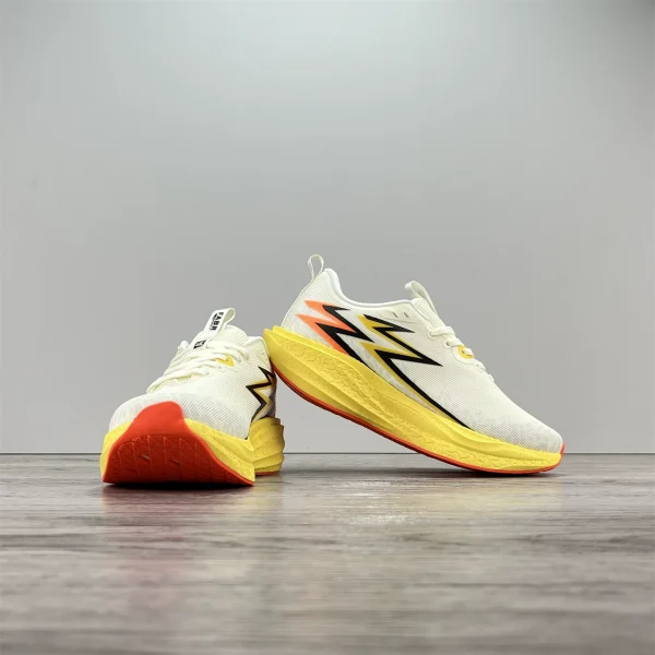 Sports shoes, running shoes - Image 4