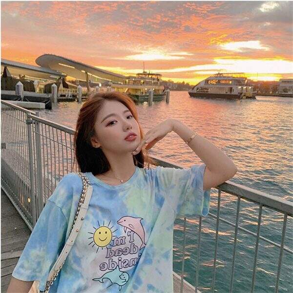 Women's tie dye cartoon shirt - Image 4