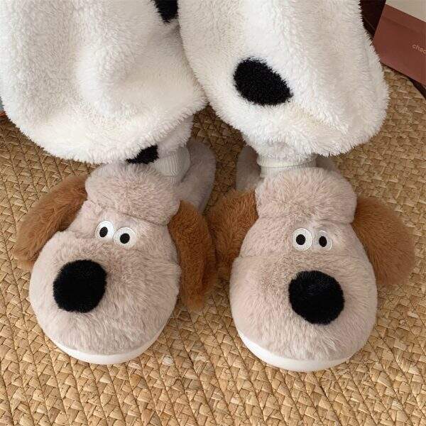 Dog plush cotton slippers with toe caps - Image 3