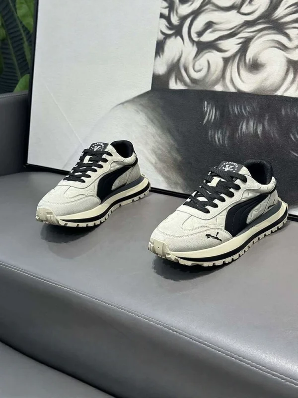 sneakers - Image 2