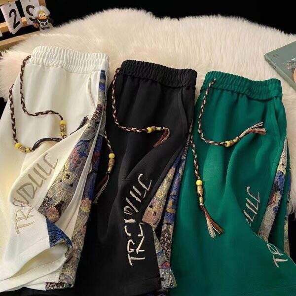 Street style shorts - Image 4