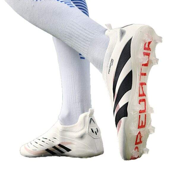 soccer shoes - Image 5