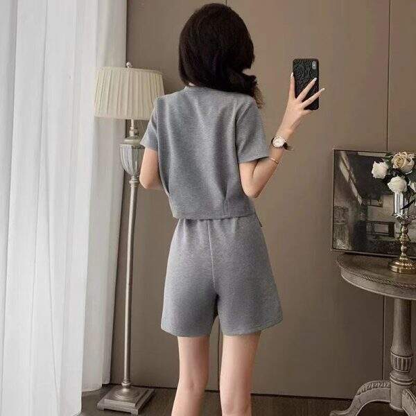 Sleeves and shorts two-piece set trendy - Image 3