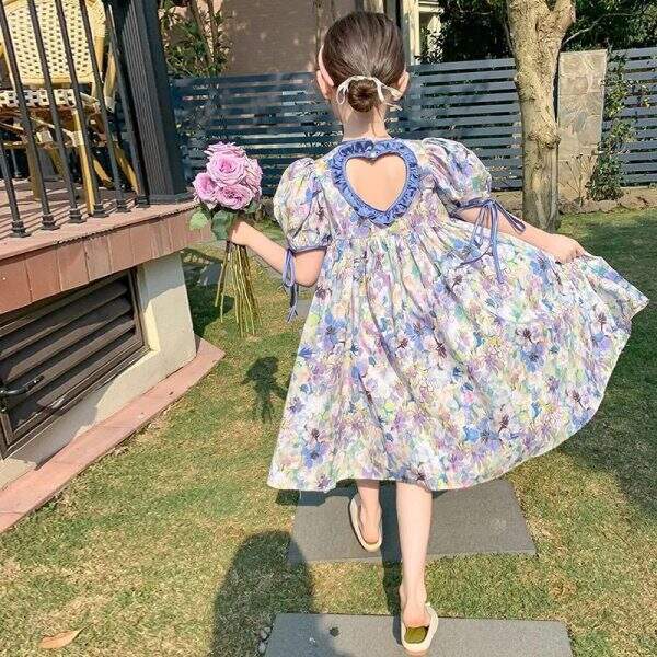 Girls dress - Image 1