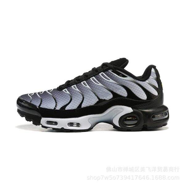 sneakers - Image 5