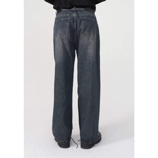 Straight washed denim jeans with loose ins style - Image 4