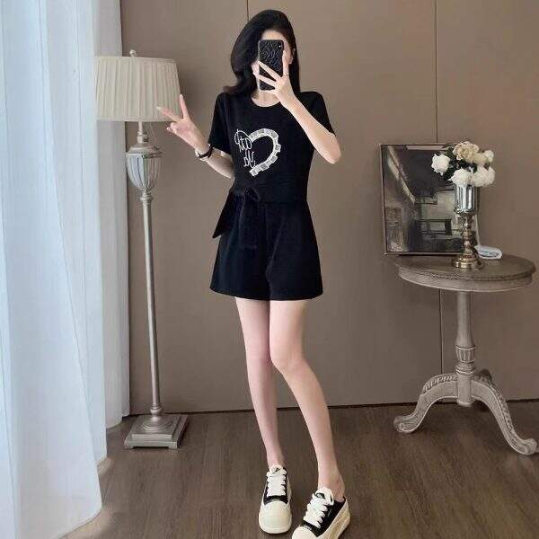 Sleeves and shorts two-piece set trendy - Image 1