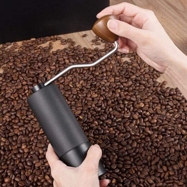 Hand cranked coffee grinder - Image 3