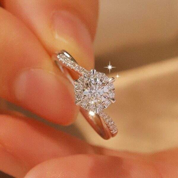 Niche design diamond ring - Image 3
