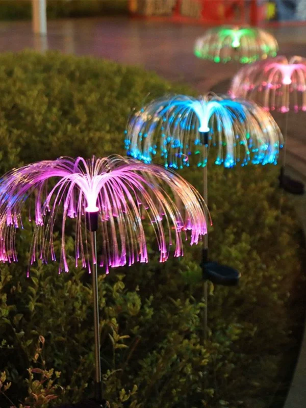 Color-changing solar lights - Image 1
