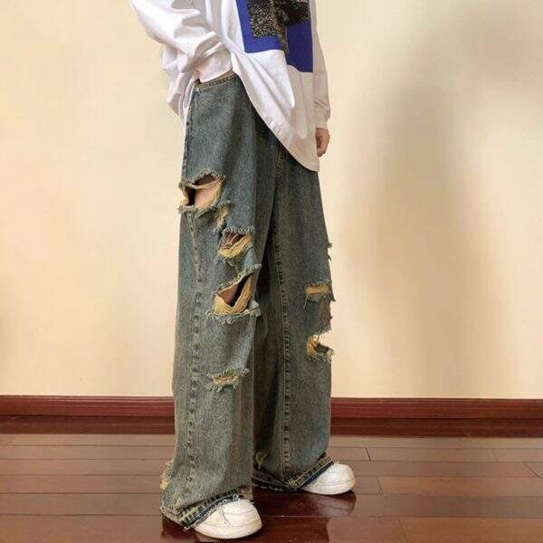 Hip hop style, a well-known trendy brand - Image 2