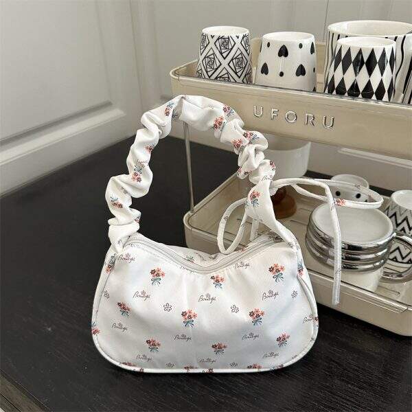New drawstring shoulder bag - Image 1