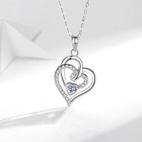 Light luxury double heart diamond necklace for women - Image 3