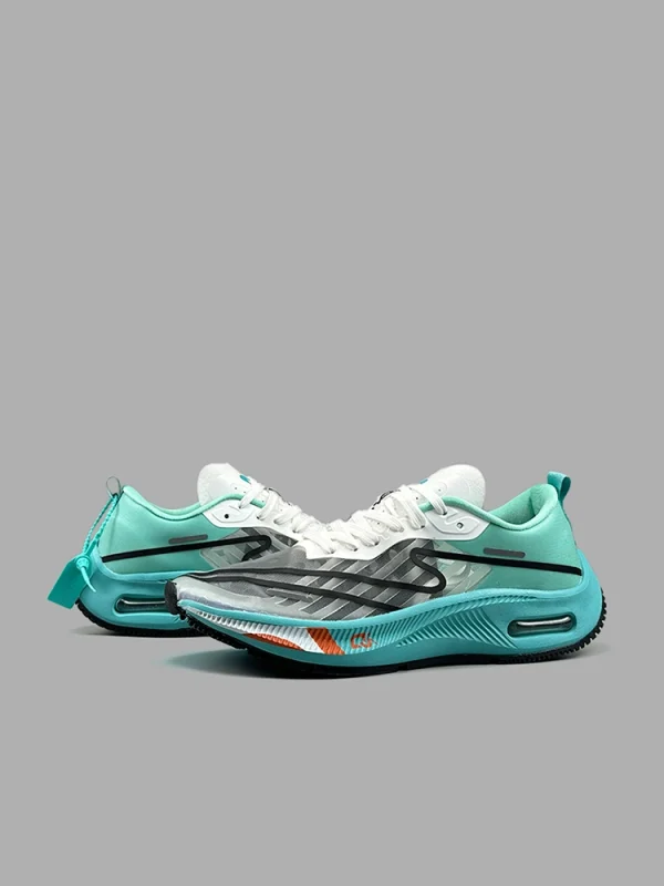 Running shoes - Image 2