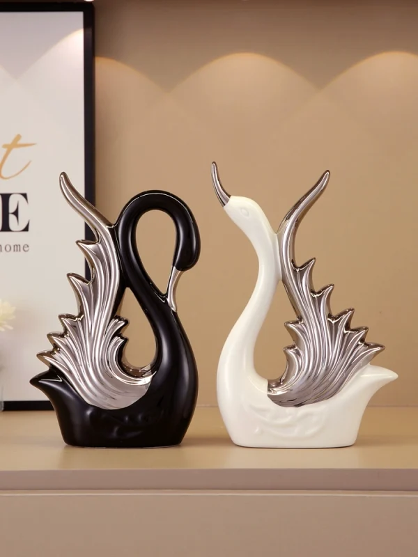 Luxury Swan Couple Accessories - Image 3