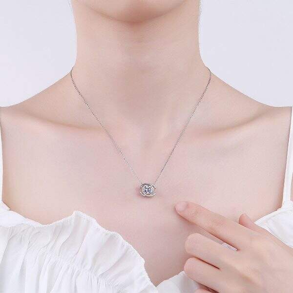 Moissanite necklace, luxurious pendant - Image 4