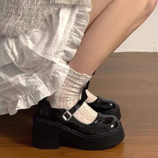 Women's leather shoes - Image 4