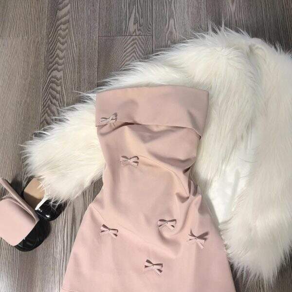 Pink V-neck dress - Image 3