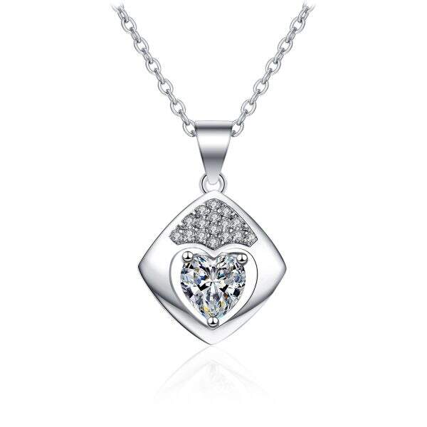 Lingge Mosang Diamond Necklace - Image 1