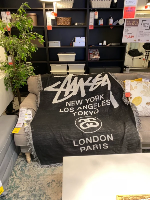 American Street Trendy New York Stucy Blanket Trendy - Image 3