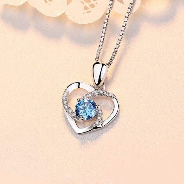 Heart-shaped Necklace - Image 3