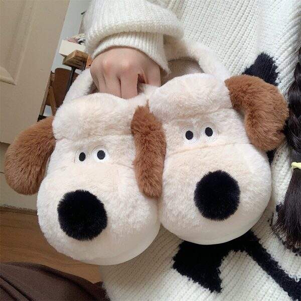 Dog plush cotton slippers with toe caps - Image 2