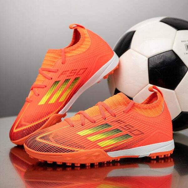soccer shoes - Image 3