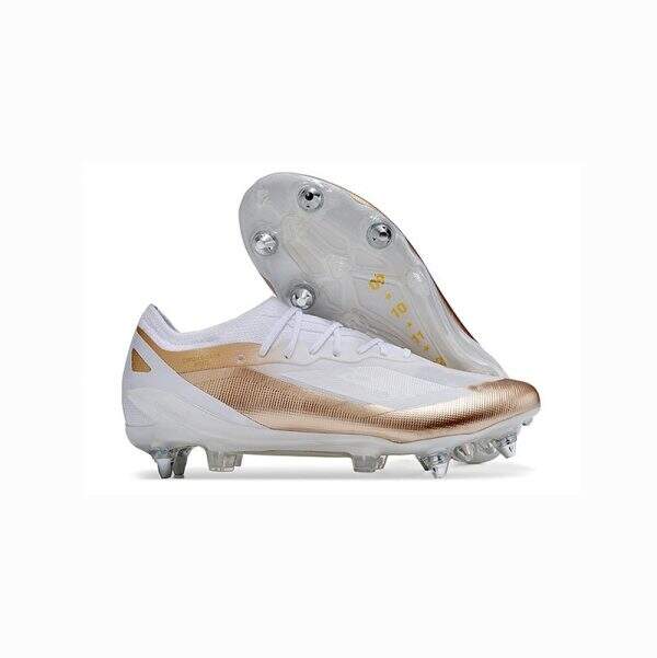 Sports football shoes - Image 4