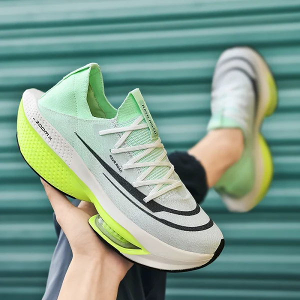 Running shoes - Image 3