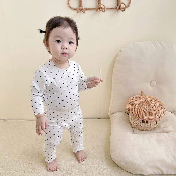 Two piece set of girls' pajamas - Image 3