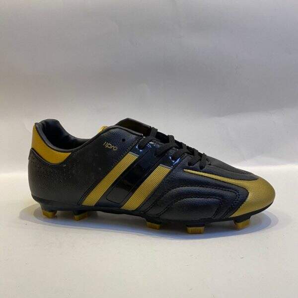soccer shoes - Image 2