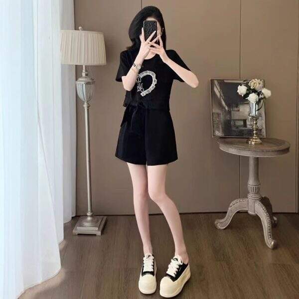 Sleeves and shorts two-piece set trendy - Image 4