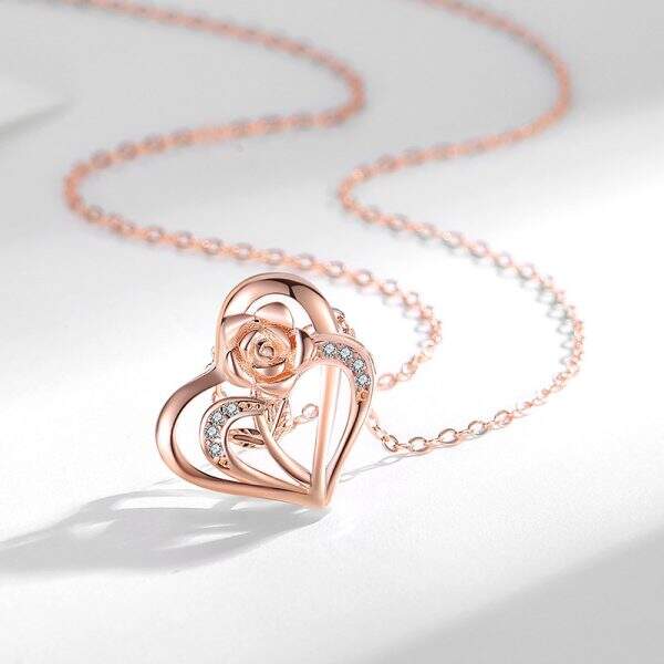 Heart shaped rose necklace - Image 3