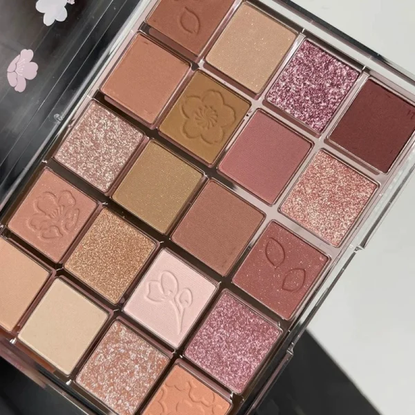 Durable and fadeless eye shadow - Image 2