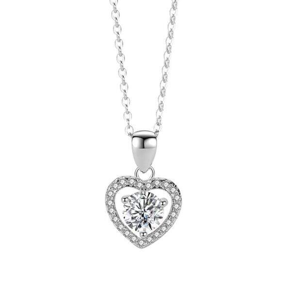Sparkling heart-shaped diamond necklace - Image 5
