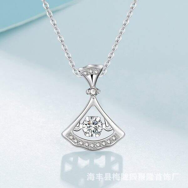 Luxury heart-shaped pendant necklace - Image 1