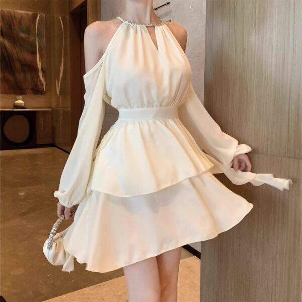 V-neck dress - Image 4