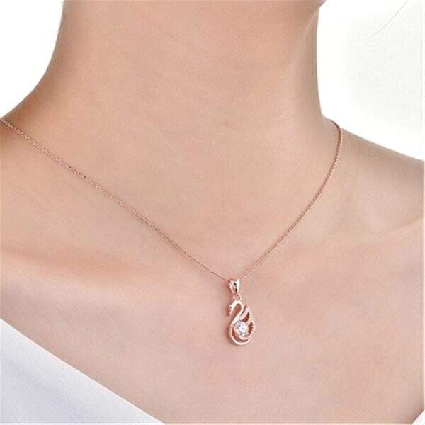 New Women's Swan Necklace - Image 2