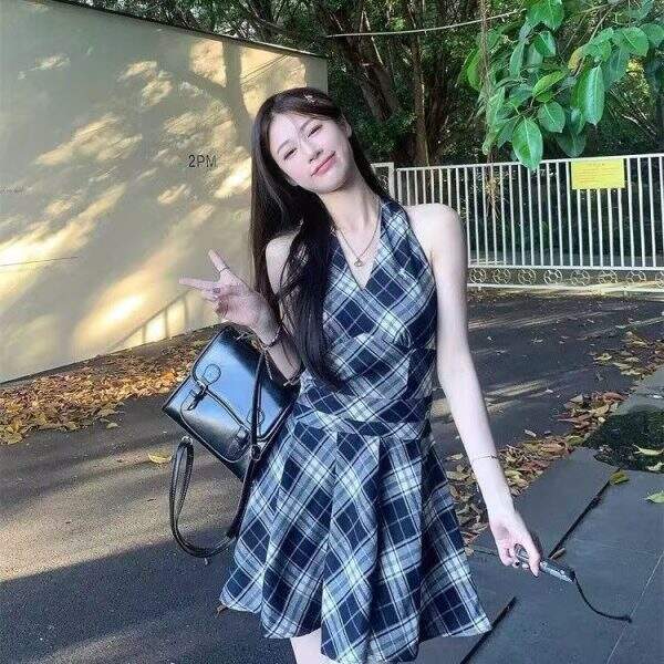 Black checkered V-neck dress - Image 2