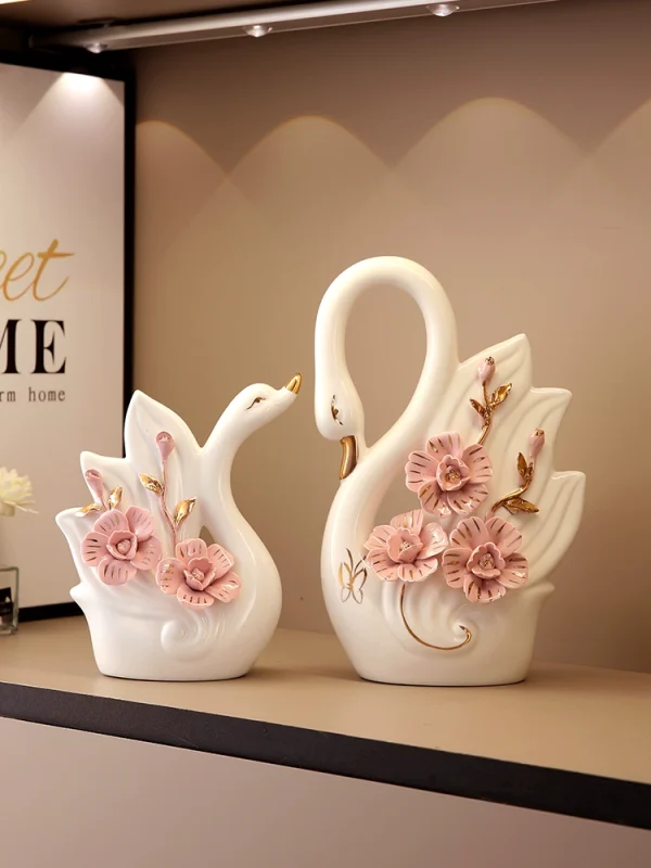 Luxury Swan Couple Accessories - Image 4