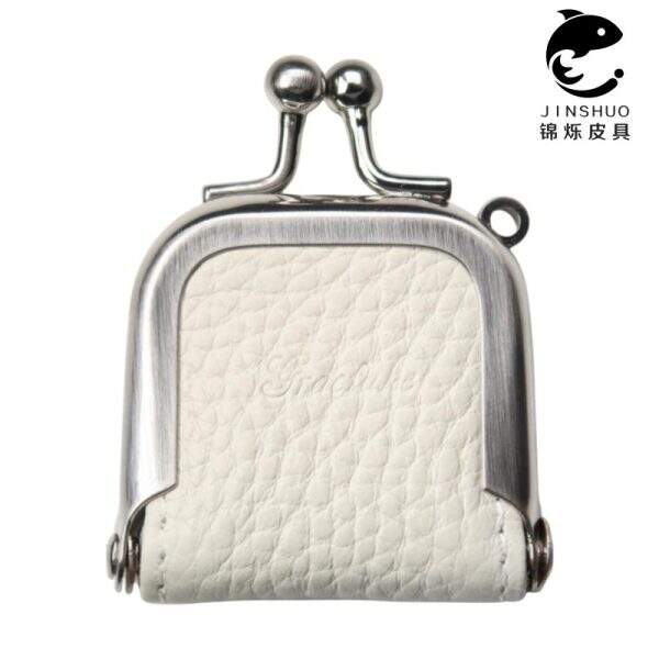 Money bag girl - Image 1