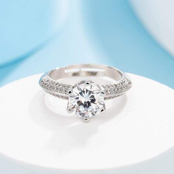 Moissanite Diamond Ring - Image 2