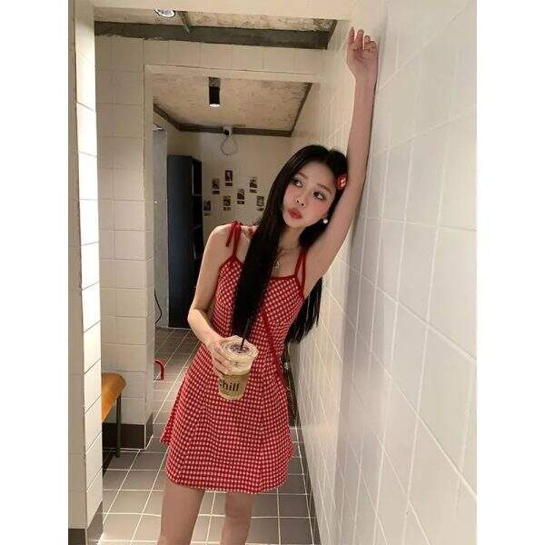 Short skirt - Image 2
