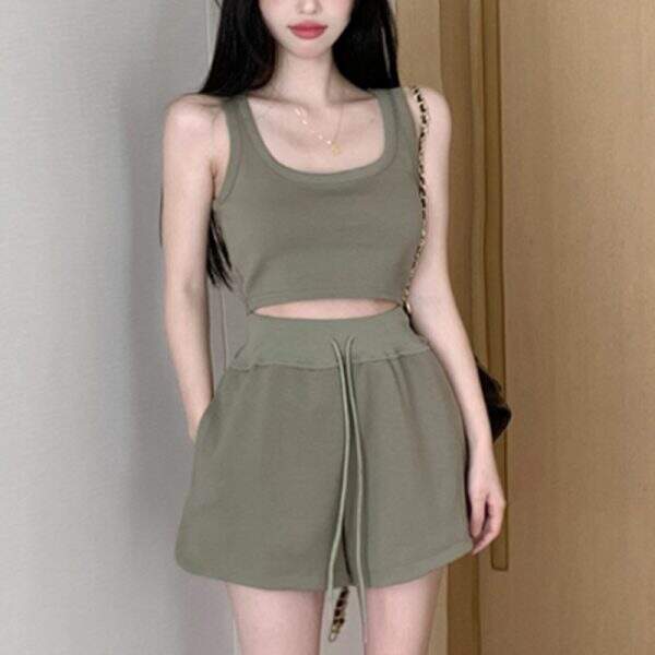 Short vest and shorts - Image 1