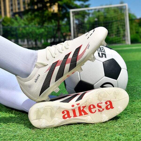 soccer shoes - Image 2