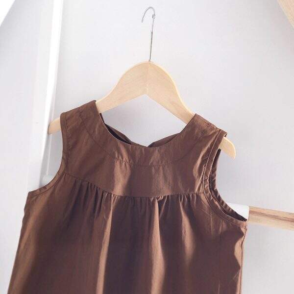 Sleeveless two-piece trendy clothing set - Image 4