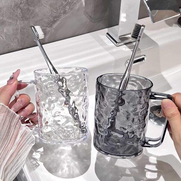 Mouthwash cup, toothbrush - Image 1